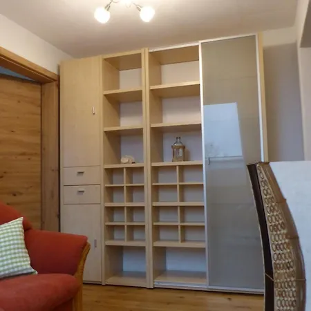 Reh-blick Apartment